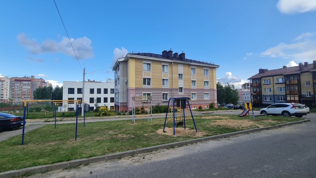 Продажа 2-комнатной квартиры, Кострома, Экскаваторщиков ул,  52