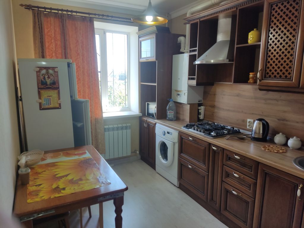 Продажа 1-комнатной квартиры, Ессентуки, Полевая ул,  4