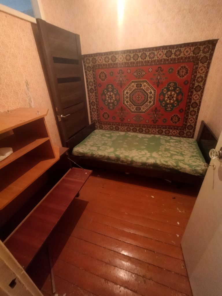 Продажа 2-комнатной квартиры, Новомосковск, Космонавтов ул,  31