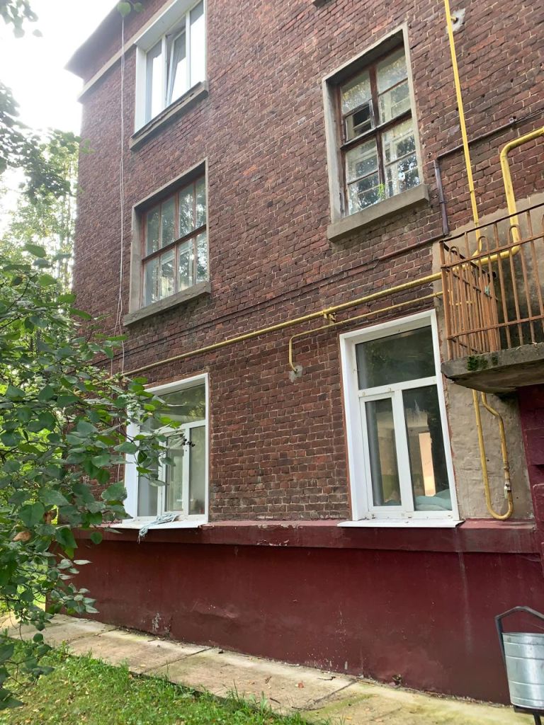 Продажа 2-комнатной квартиры, Комсомольск, Торговый пер,  1