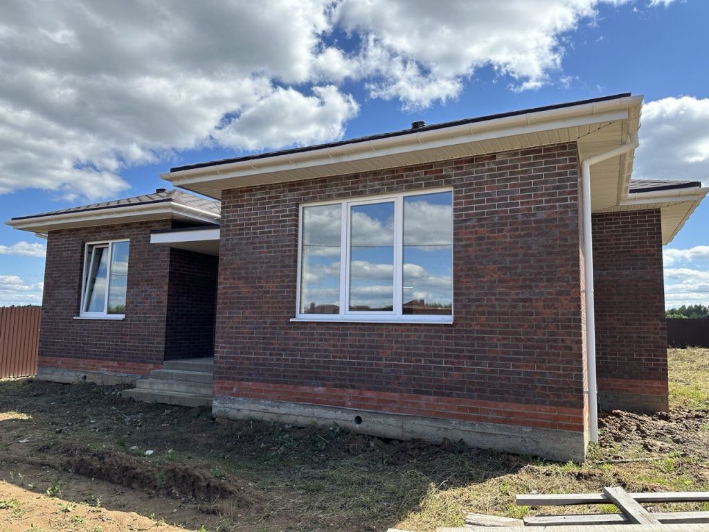 Продажа дома, 111м <sup>2</sup>, 10 сот., Степанниково, Центральная