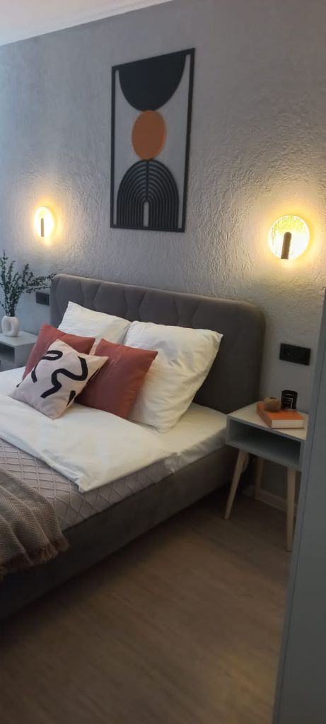 Продажа 2-комнатной квартиры, Пятигорск, Калинина пр-кт,  2к6