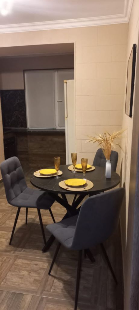 Продажа 2-комнатной квартиры, Пятигорск, Калинина пр-кт,  2к6