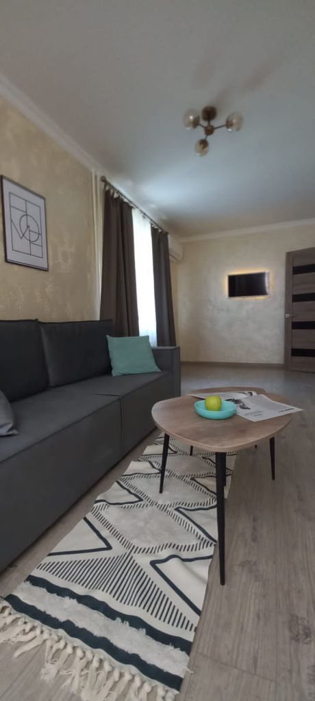 Продажа 2-комнатной квартиры, Пятигорск, Калинина пр-кт,  2к6