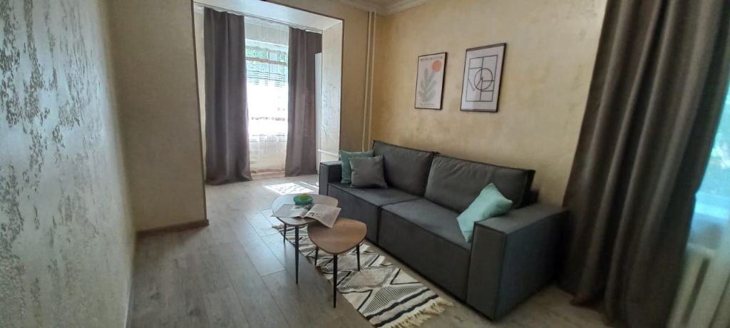 Продажа 2-комнатной квартиры, Пятигорск, Калинина пр-кт,  2к6