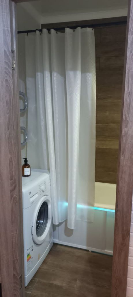 Продажа 2-комнатной квартиры, Пятигорск, Калинина пр-кт,  2к6