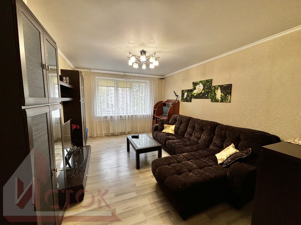 Продажа 3-комнатной квартиры, Саратов, Уфимцева ул,  12