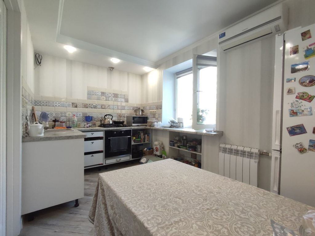 Продажа 2-комнатной квартиры, Саратов, Рабочая ул,  85