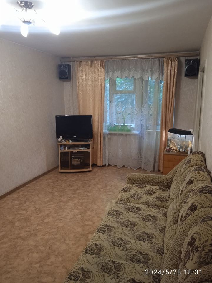 Продажа 2-комнатной квартиры, Саратов, Высокая ул,  23