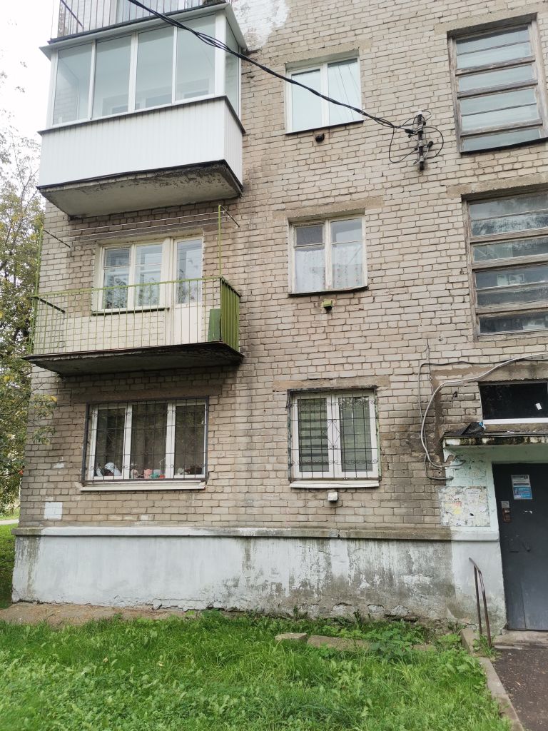 Продажа 2-комнатной квартиры, Тверь, Озерная ул,  6