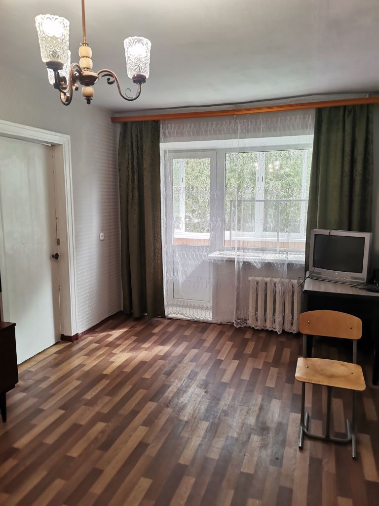 Продажа 2-комнатной квартиры, Тверь, Озерная ул,  6