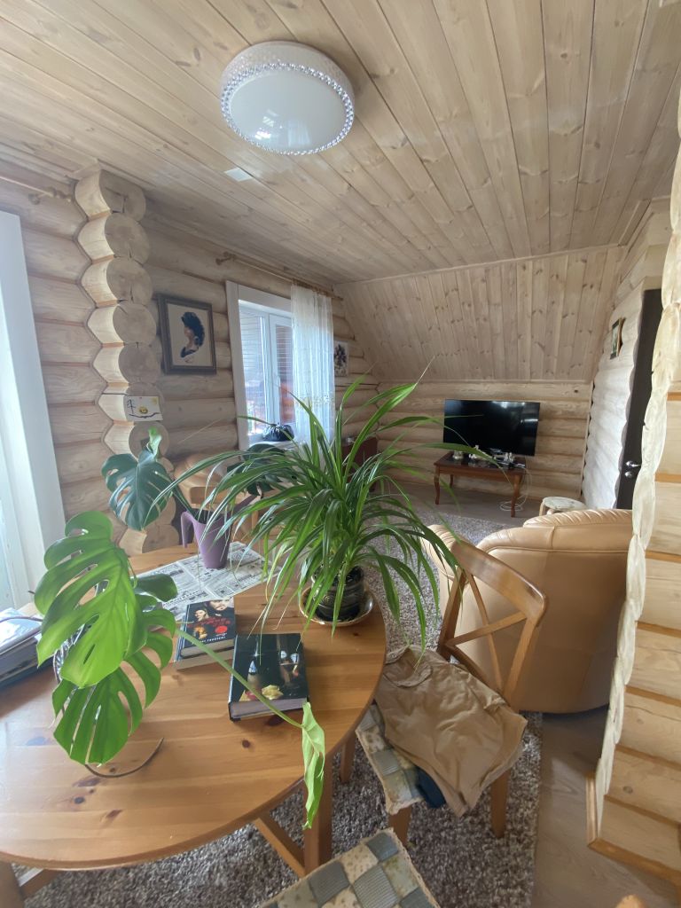 Продажа дома, 202м <sup>2</sup>, 6 сот., Середняя, Волжская,  12а