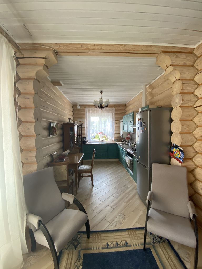 Продажа дома, 202м <sup>2</sup>, 6 сот., Середняя, Волжская,  12а