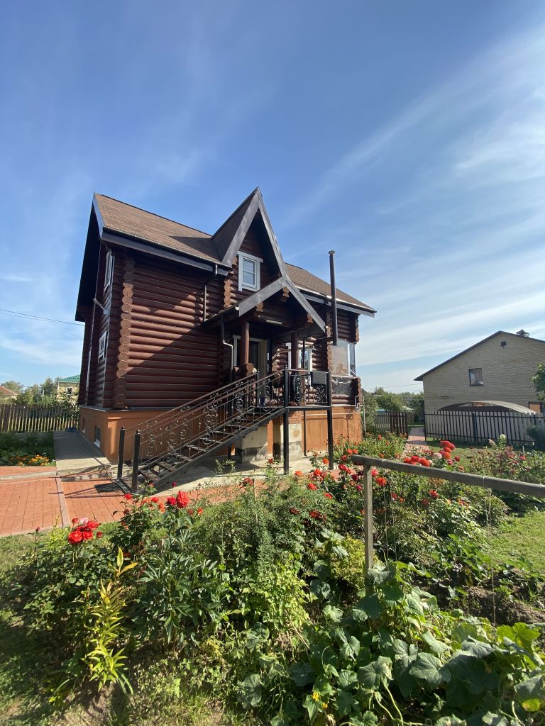 Продажа дома, 202м <sup>2</sup>, 6 сот., Середняя, Волжская,  12а