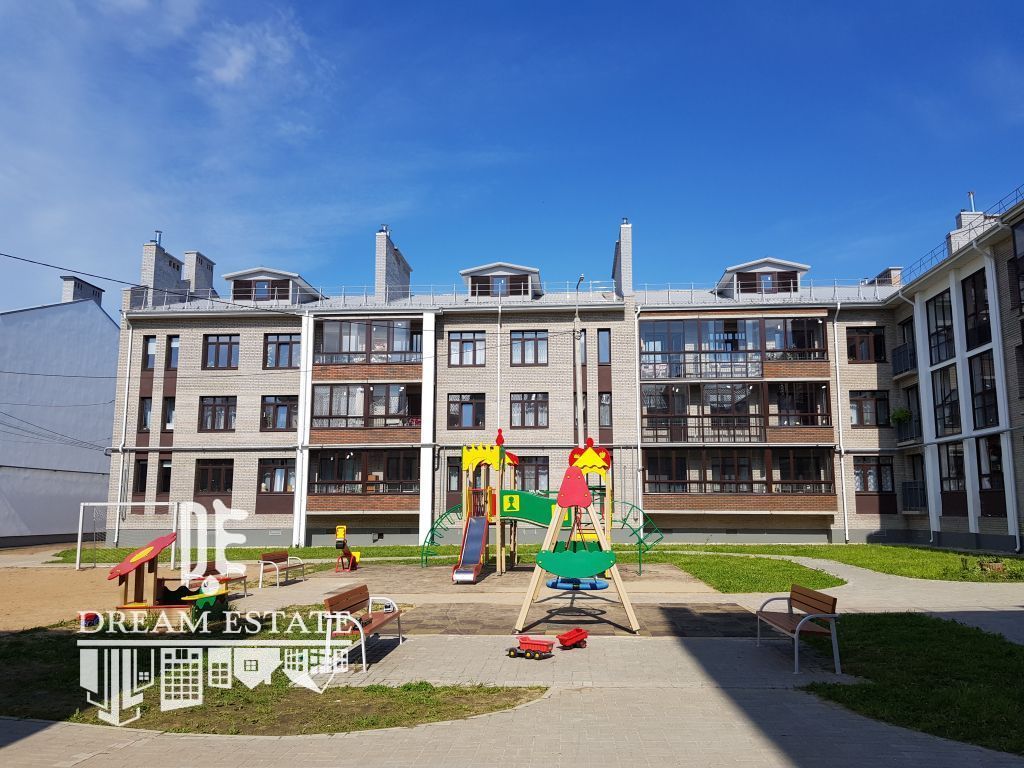Продажа 2-комнатной квартиры, Красный Бор, Большая Заозерная ул,  37