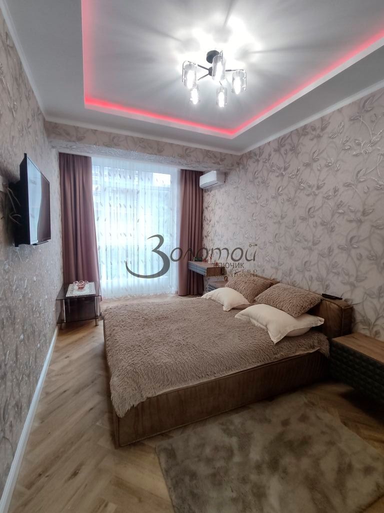 Продажа 2-комнатной квартиры, Кисловодск, Декабристов ул,  36/1