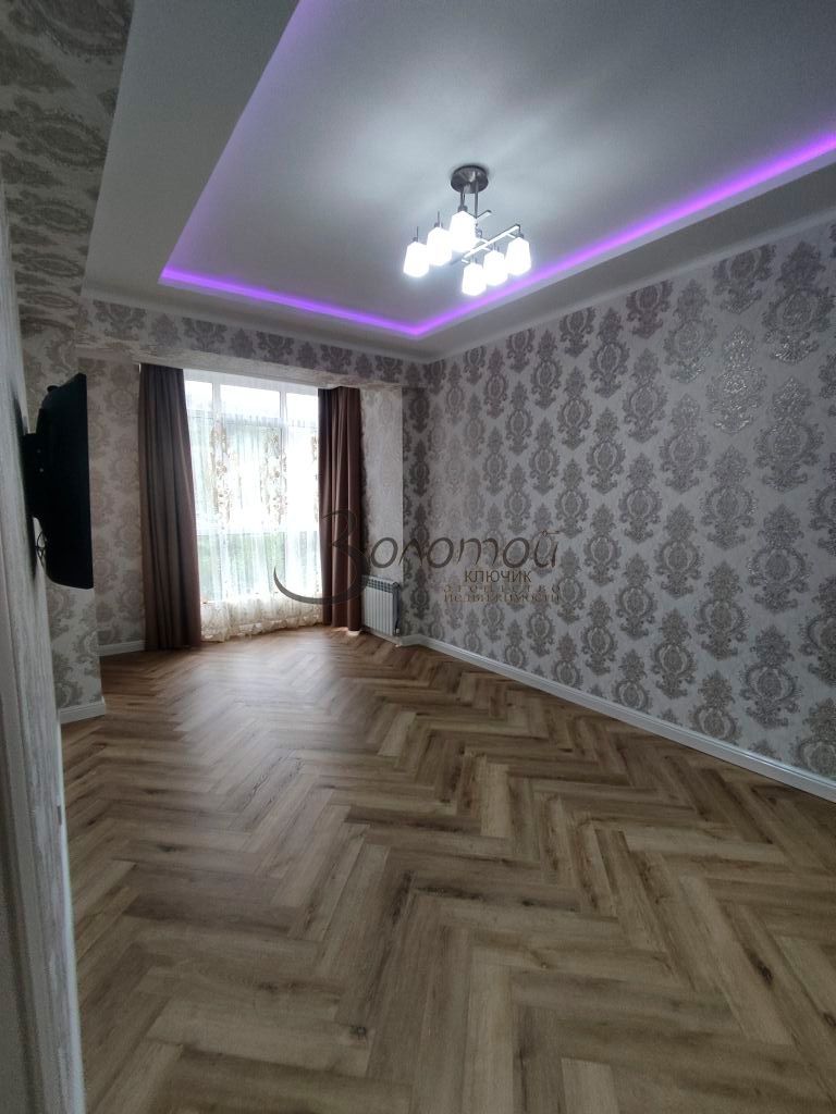 Продажа 2-комнатной квартиры, Кисловодск, Декабристов ул,  36/1