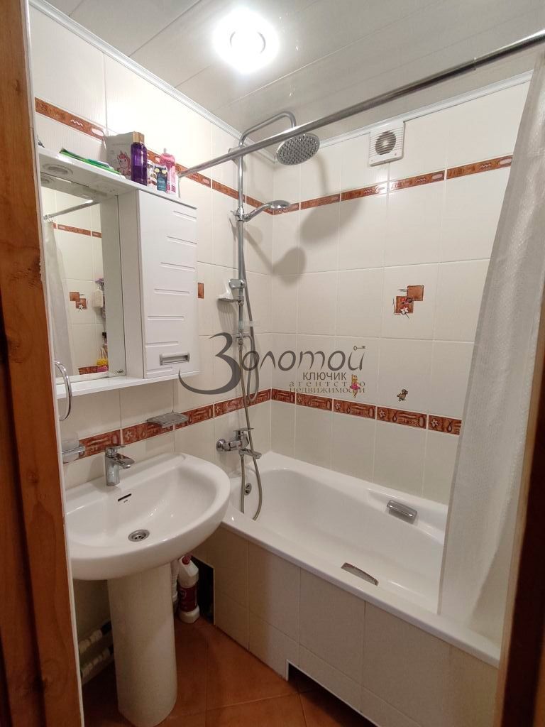 Продажа 3-комнатной квартиры, Кисловодск, Школьный пер,  39