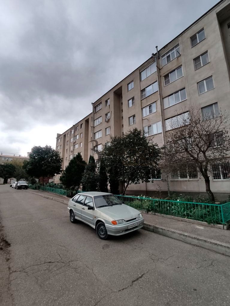 Продажа 3-комнатной квартиры, Кисловодск, Школьный пер,  39