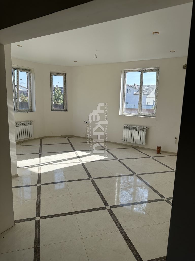 Продажа дома, 174м <sup>2</sup>, 5 сот., Кусаковка, Васильковая ,  18б