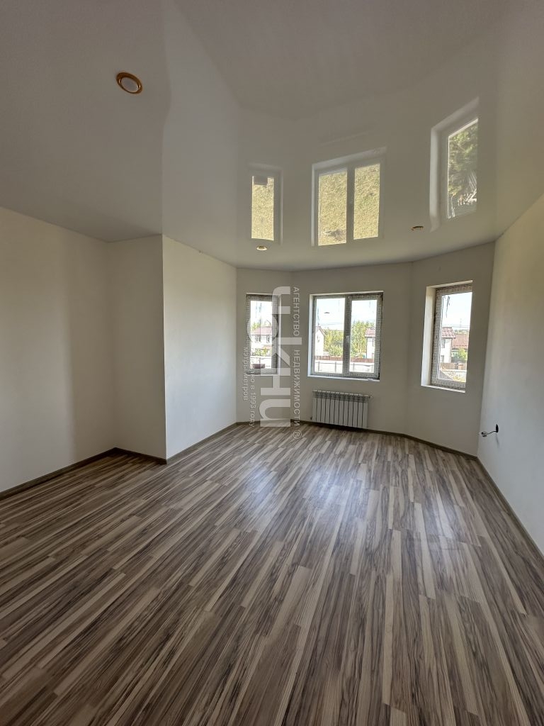 Продажа дома, 174м <sup>2</sup>, 5 сот., Кусаковка, Васильковая ,  18б