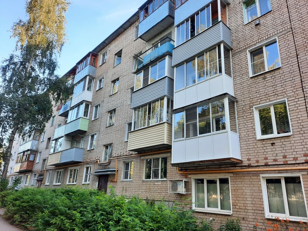 Продажа 3-комнатной квартиры, Фурманов, Возрождения ул,  18