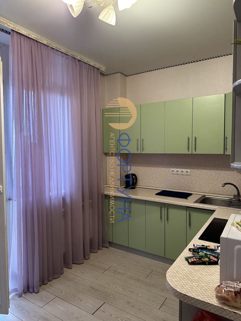 Продажа 2-комнатной квартиры, Белгород, 1 Салюта б-р,  6в