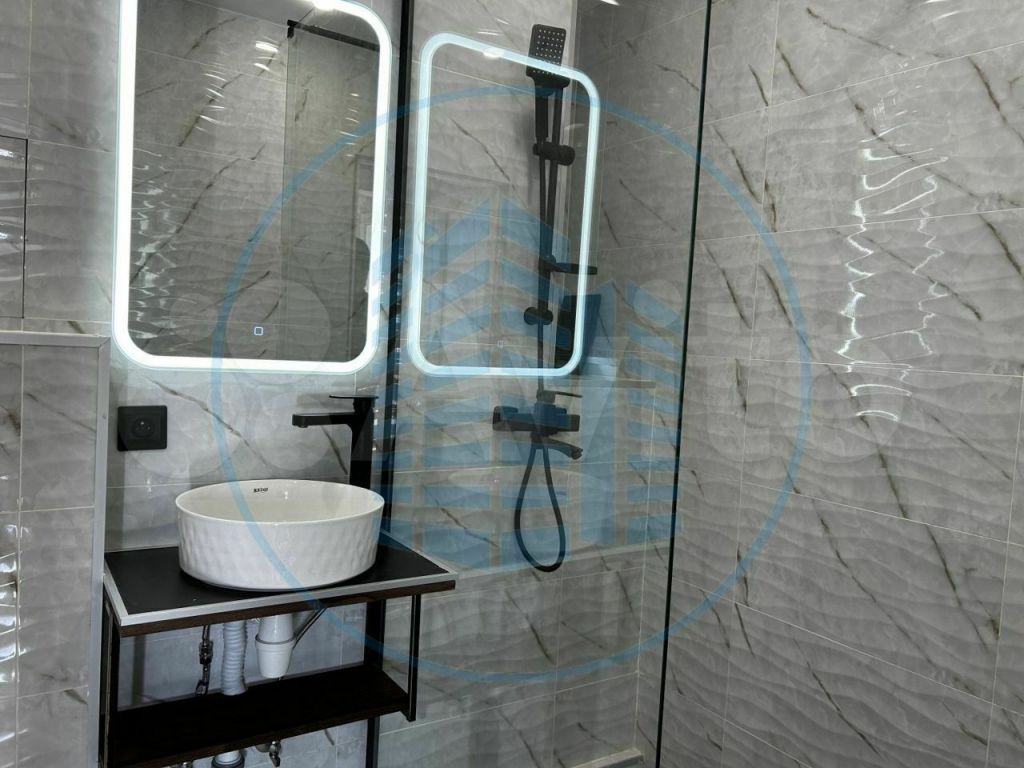 Продажа 2-комнатной квартиры, Ессентуки, Октябрьская ул,  442