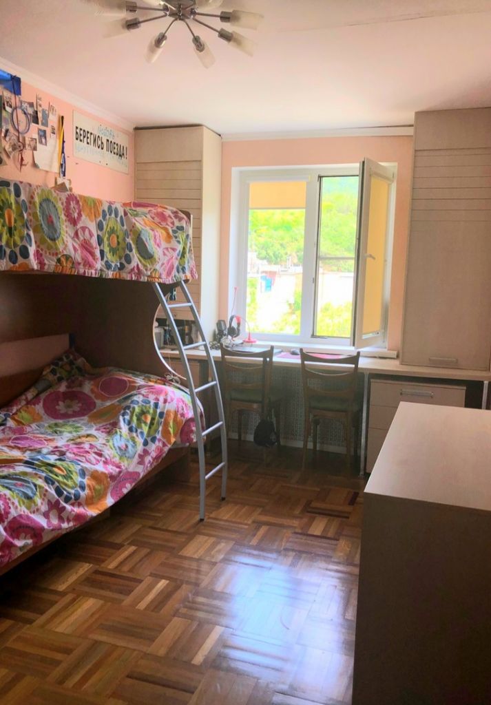 Продажа 3-комнатной квартиры, Пятигорск, Крайнего ул,  6