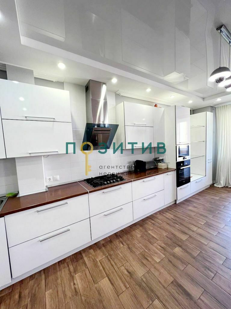 Продажа 3-комнатной квартиры, Ессентуки, Октябрьская ул,  31А