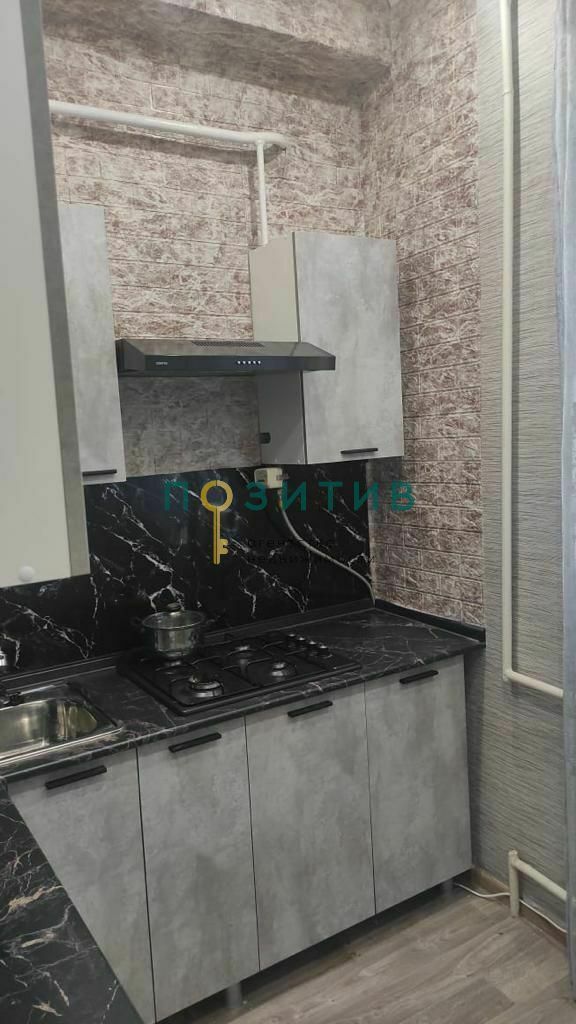 Продажа 1-комнатной квартиры, Минеральные Воды, Калинина ул,  92А