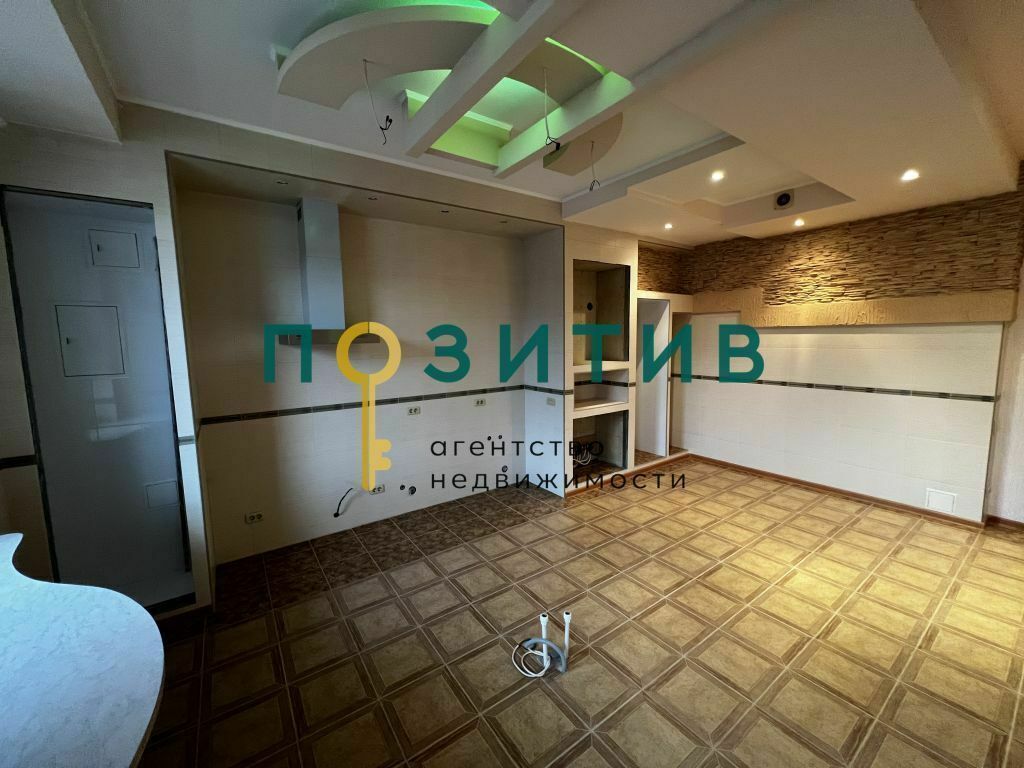 Продажа 4-комнатной квартиры, Ставропольский, Московская ул