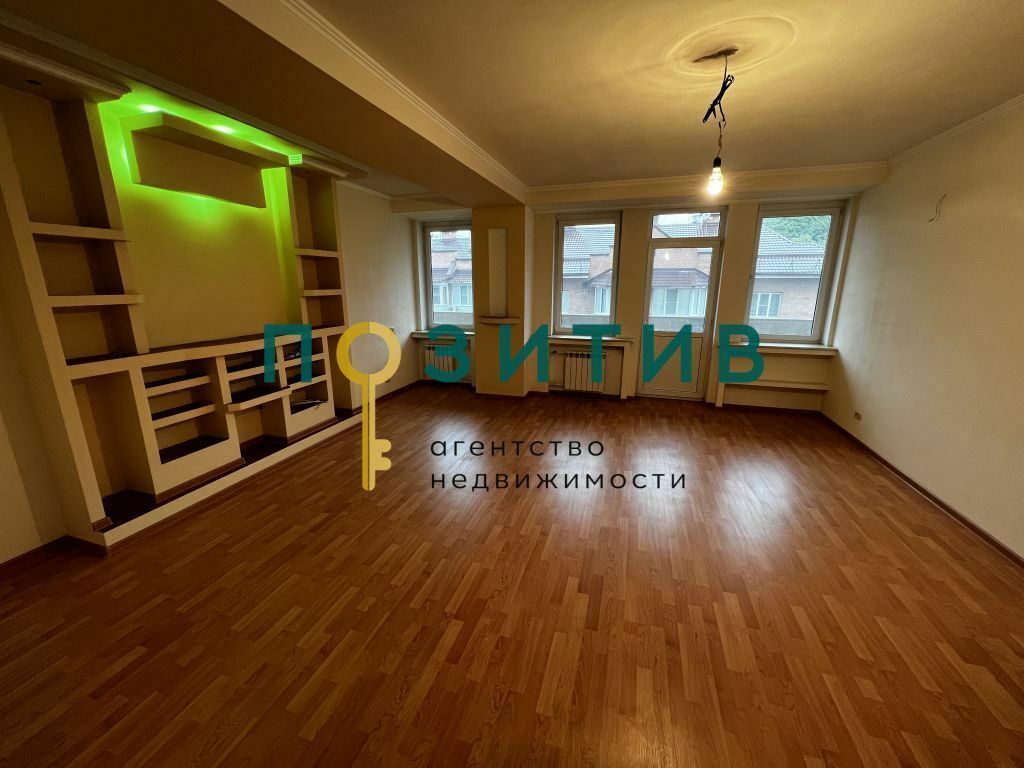 Продажа 4-комнатной квартиры, Ставропольский, Московская ул