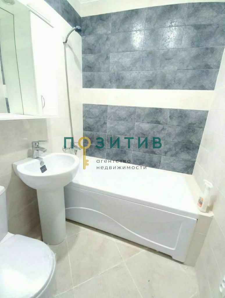 Продажа 2-комнатной квартиры, Пятигорск, 1-я Бульварная ул,  14