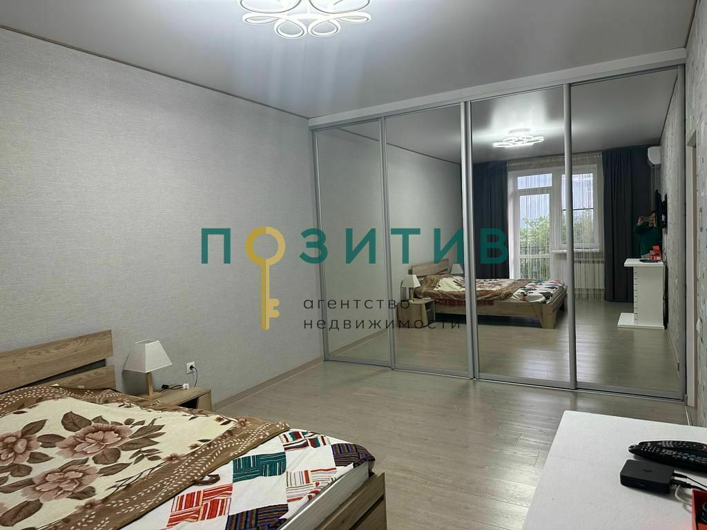 Продажа 2-комнатной квартиры, Минеральные Воды, Железноводская ул,  70к1