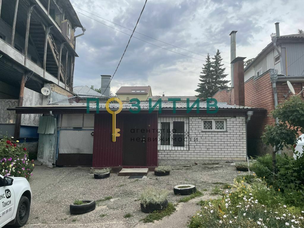 Продажа 2-комнатной квартиры, Пятигорск, Кирова пл,  13