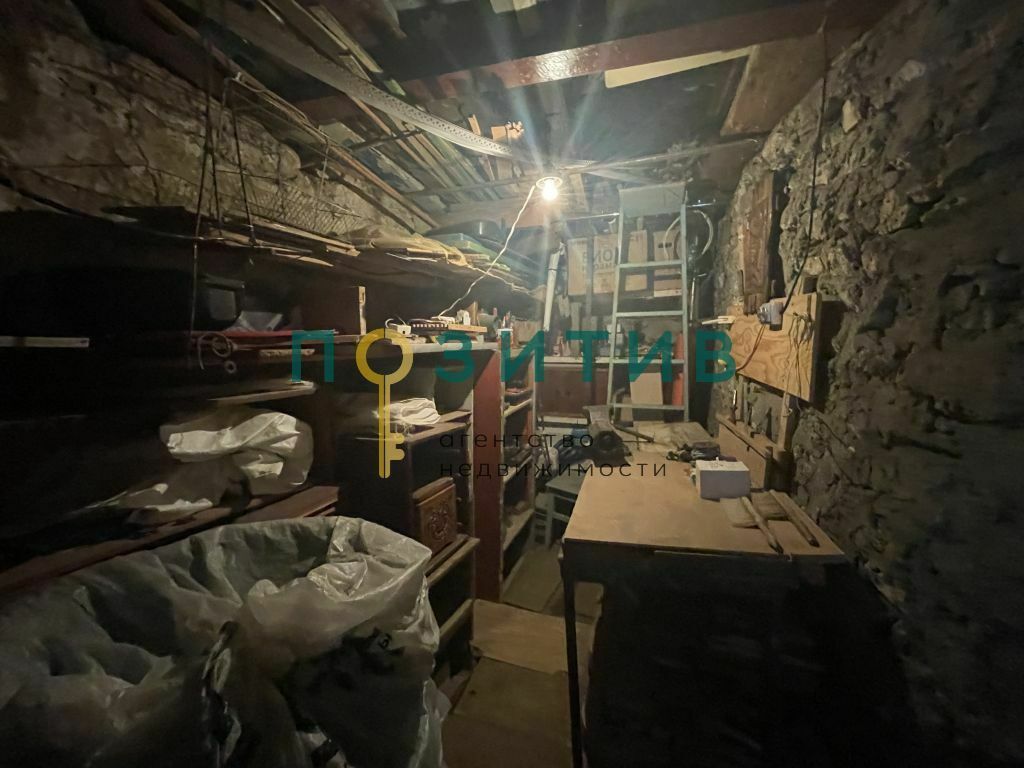 Продажа 2-комнатной квартиры, Пятигорск, Кирова пл,  13