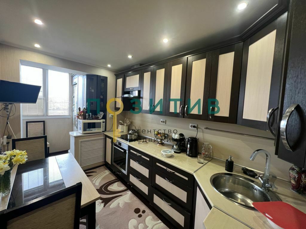 Продажа 2-комнатной квартиры, Ессентуки, Октябрьская ул,  422