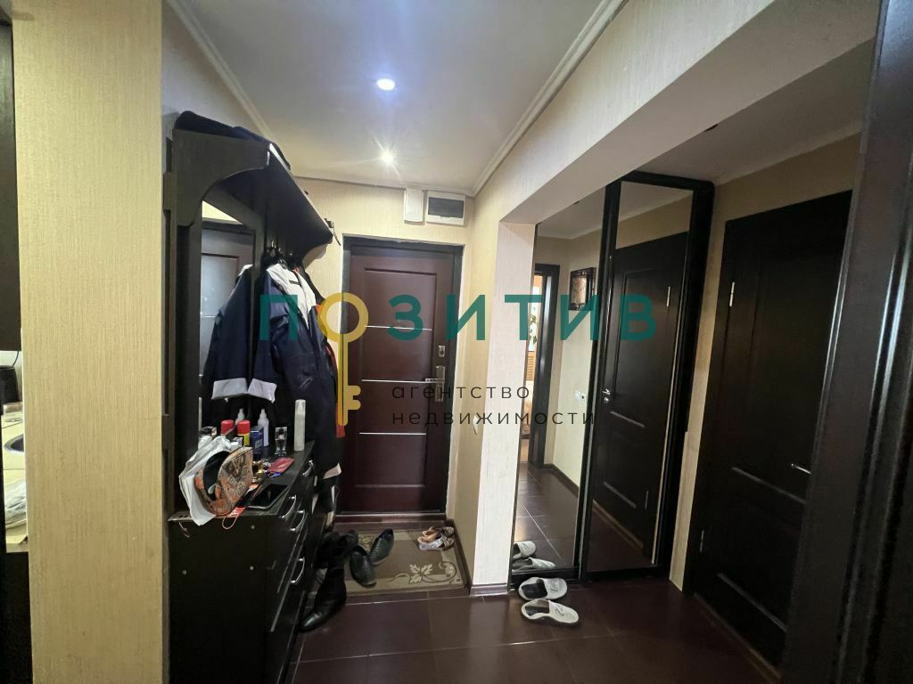 Продажа 2-комнатной квартиры, Ессентуки, Октябрьская ул,  422