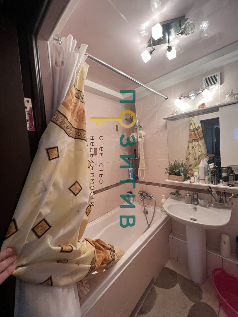 Продажа 2-комнатной квартиры, Ессентуки, Октябрьская ул,  422