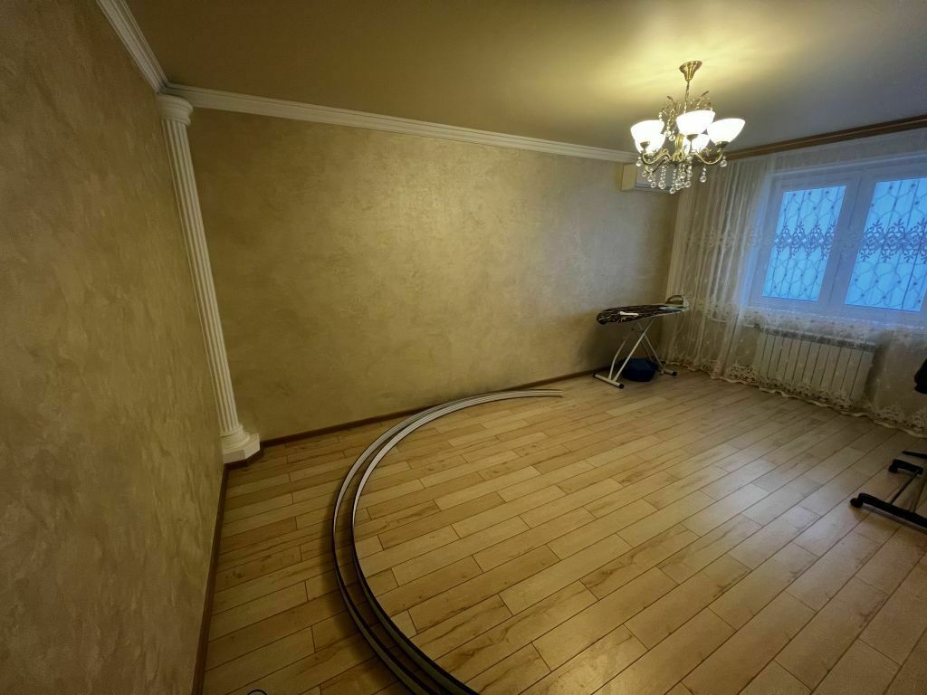 Продажа 3-комнатной квартиры, Пятигорск, Крайнего ул,  4