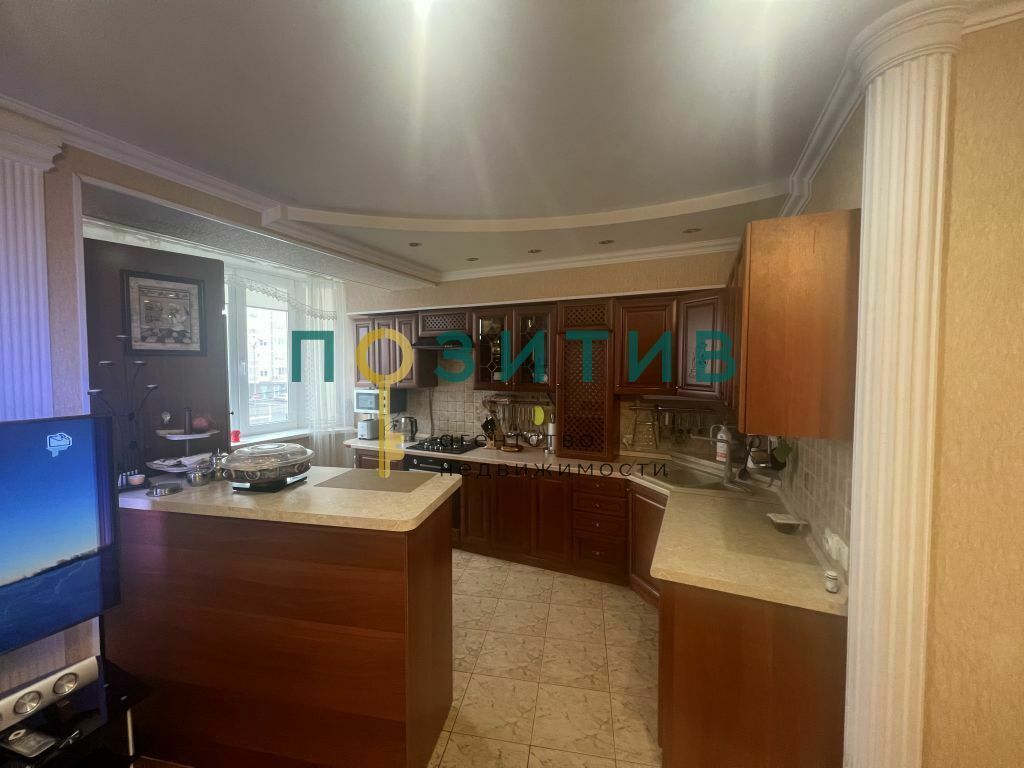 Продажа 3-комнатной квартиры, Ессентуки, 200 лет КМВ ул,  1