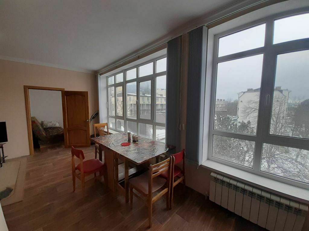 Продажа 2-комнатной квартиры, Ставропольский, Оранжерейная ул