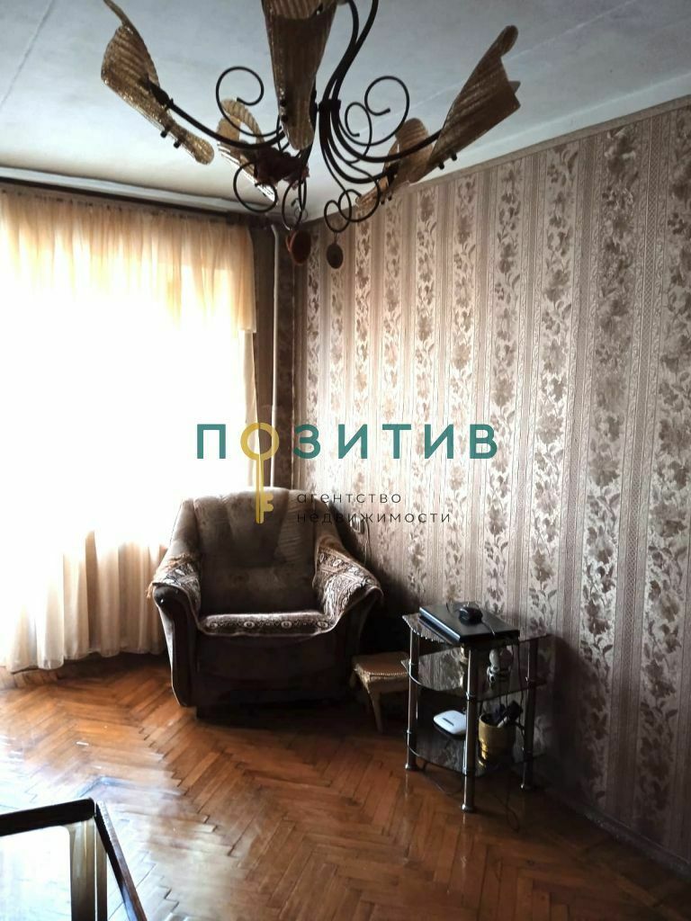 Продажа 2-комнатной квартиры, Ессентуки, Октябрьская ул,  443