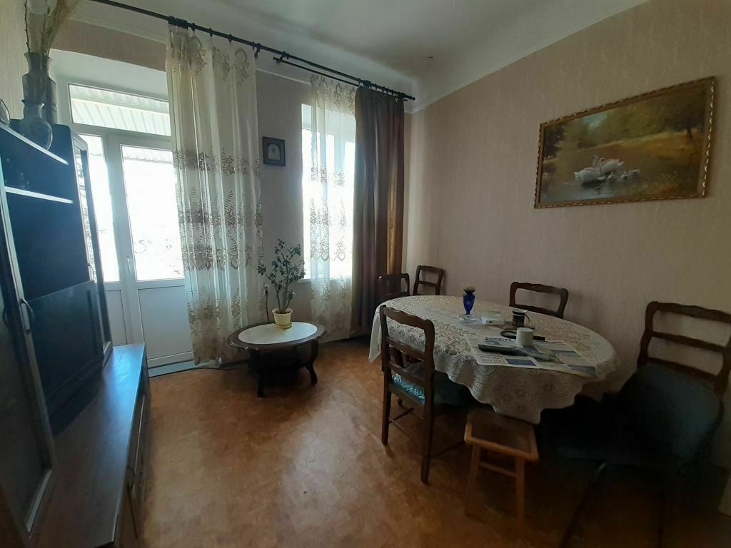 Продажа 4-комнатной квартиры, Пятигорск, Мира ул,  12