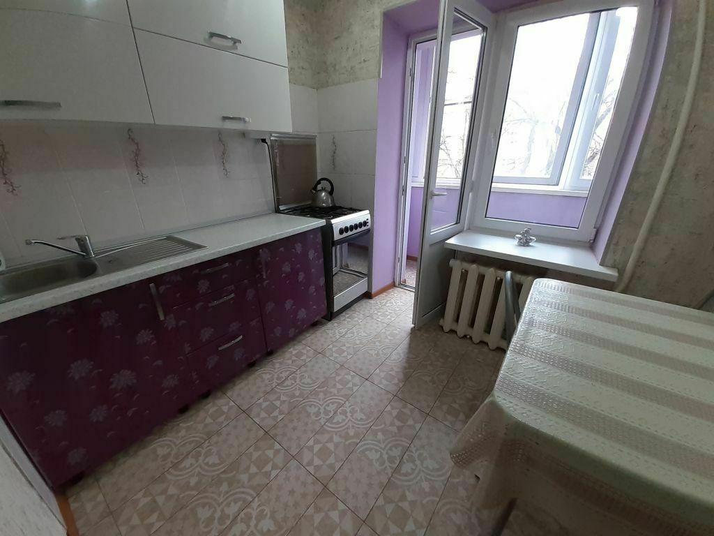 Продажа 1-комнатной квартиры, Ставропольский, Адмиральского ул