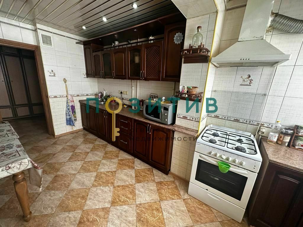 Продажа 4-комнатной квартиры, Пятигорск, Панагюриште ул,  18