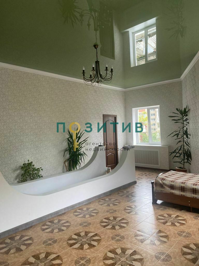 Продажа 6-комнатной квартиры, Пятигорск, Коста Хетагурова ул,  48