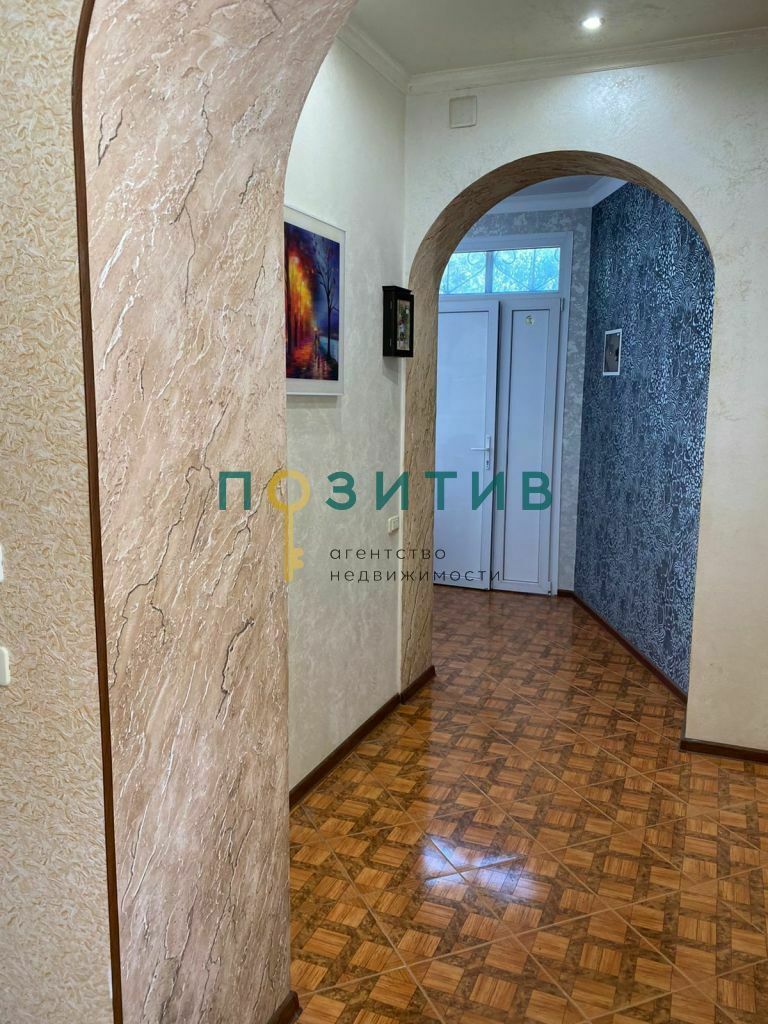 Продажа 6-комнатной квартиры, Пятигорск, Коста Хетагурова ул,  48