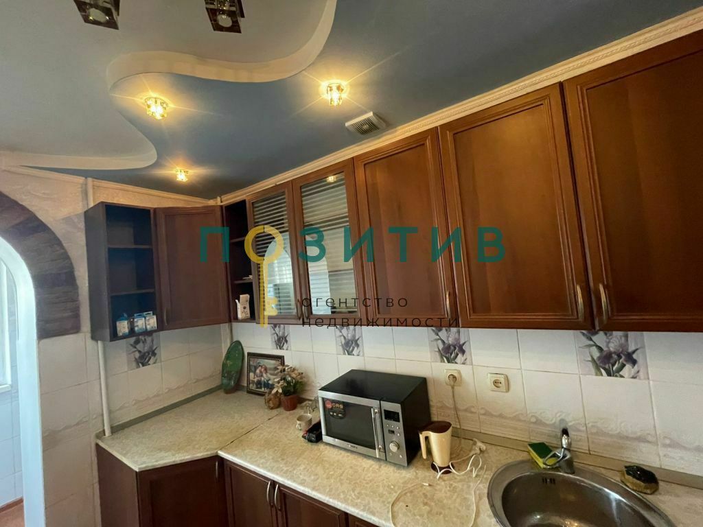 Продажа 2-комнатной квартиры, Минеральные Воды, Анджиевского ул,  140